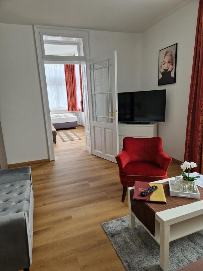 Postwirt Hotell Seeboden Exteriör bild